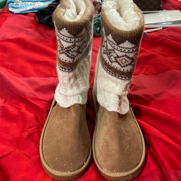 Muk Luks Shoes - Original Muk Luks brand new